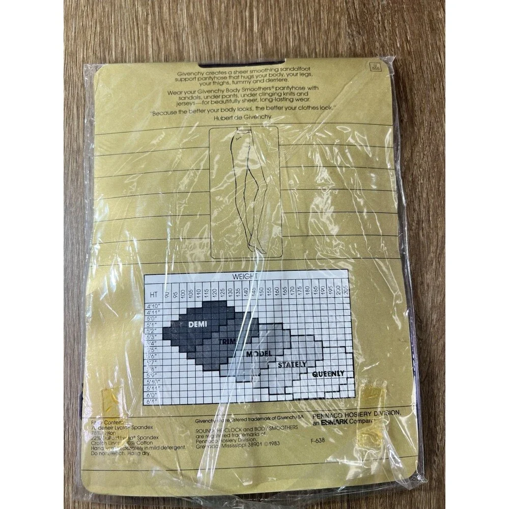Vintage 80s Givenchy Support Pantyhose Style 555 Amethyst Purple Model New